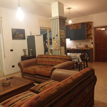 Attico In Riva Al Mare Apartment Gallipoli Bagian luar foto
