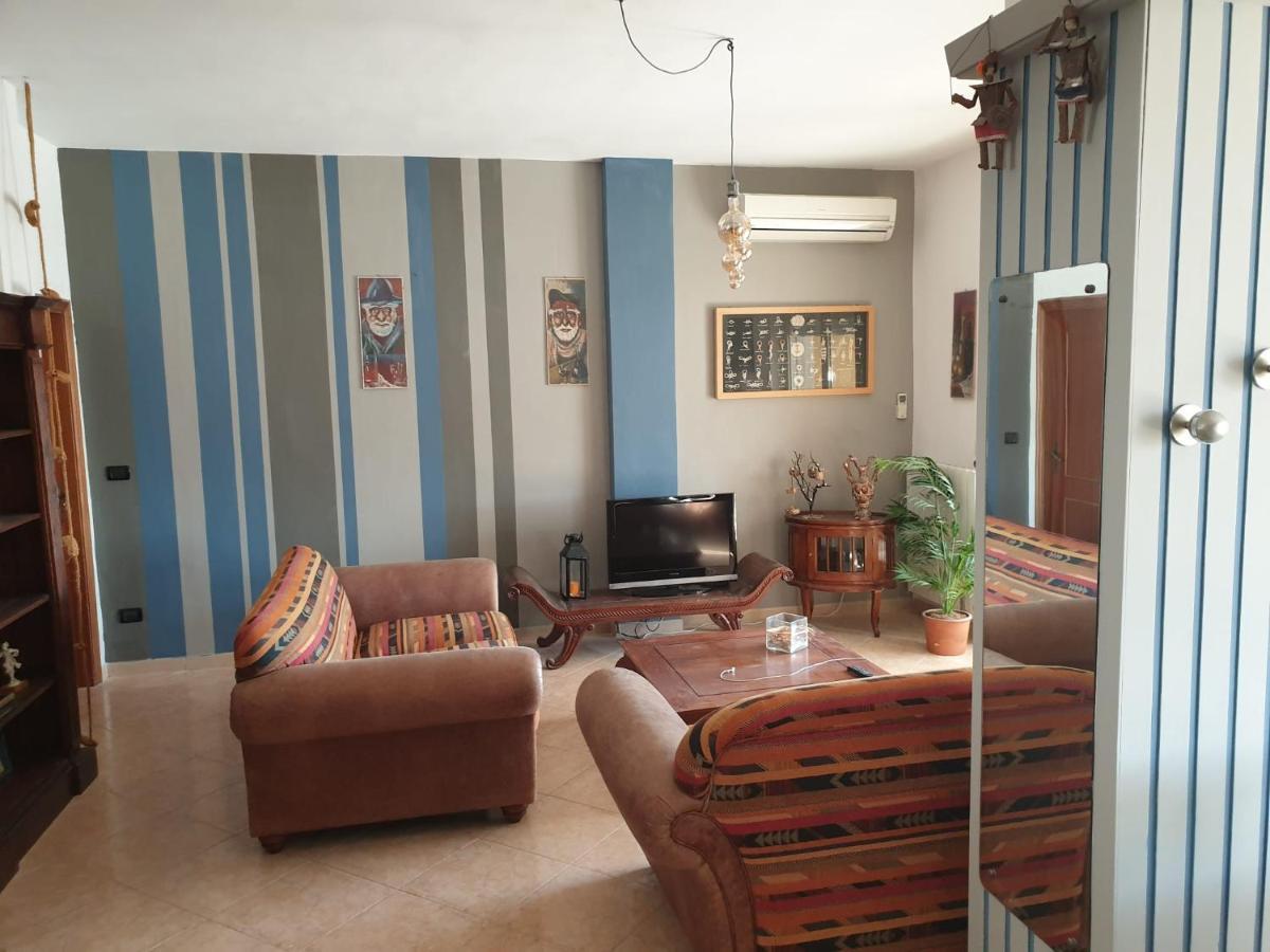 Attico In Riva Al Mare Apartment Gallipoli Bagian luar foto